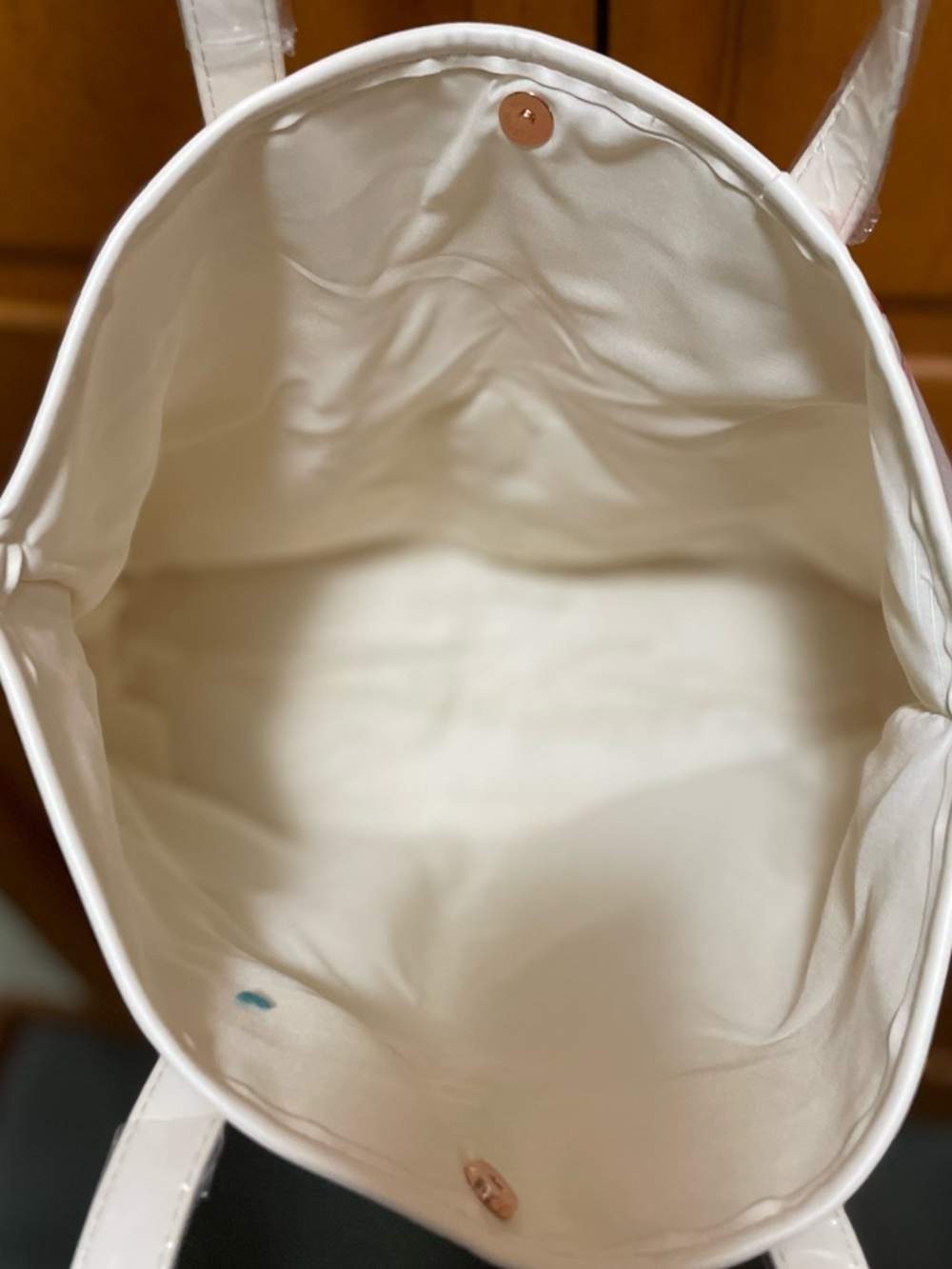 Soma White Tote with Pink Ribbon & Heart Print NWT - Picture 4 of 6